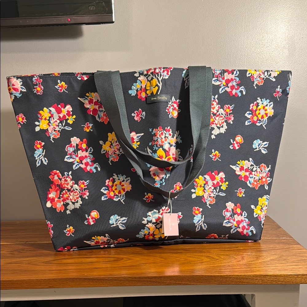 Vera Bradley Lighten Up Large Family Tote Bag